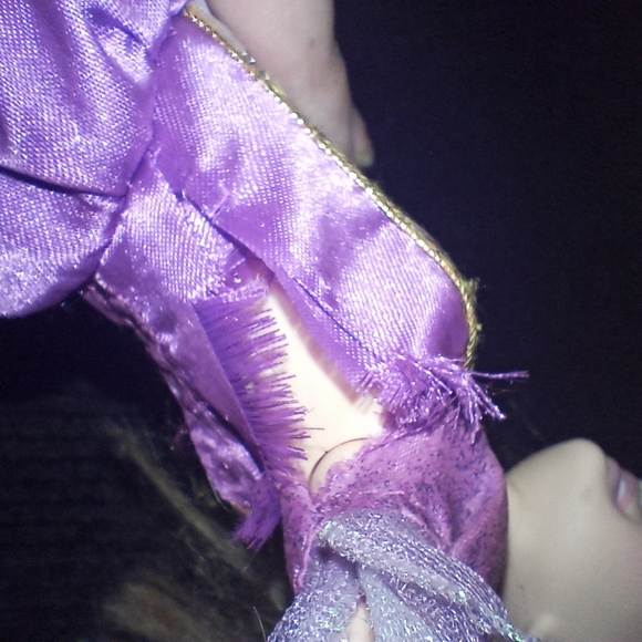 Barbie Island Princess & Diamond Castle Toy Set - Picture 14 of 17